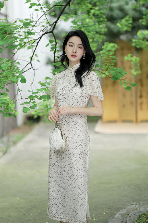 逸红颜明月优选#『茉莉』显瘦显高波点雪纺连衣裙，一眼抓住温柔，让时尚的高光时刻加倍！ 商品图11