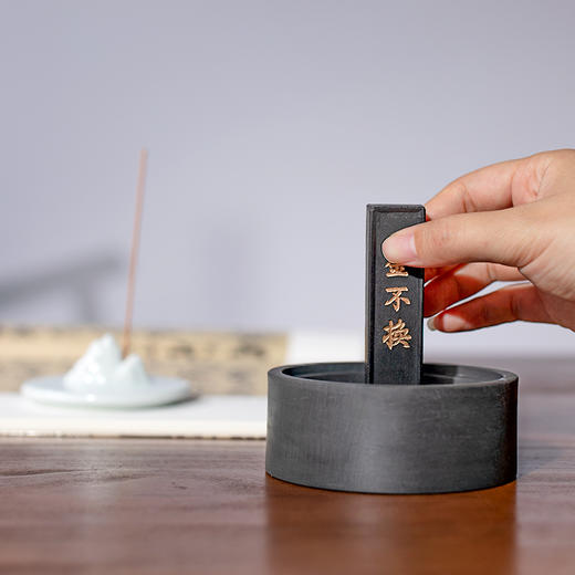 西泠印社观山·青瓷歙砚雁塔器 商品图6