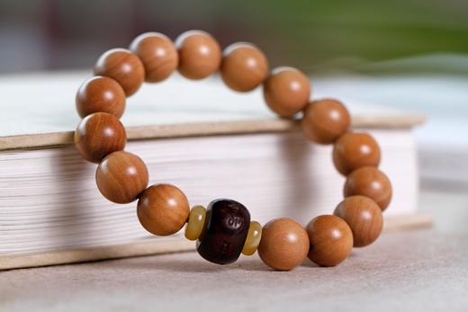 LSTX0028-1°印度老山檀祈护六字真言手串·1.2*15 商品图0