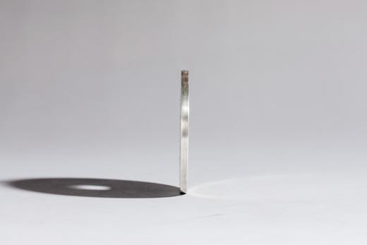 矩德泉坊 纯银手作    山鬼方孔银币（4.6厘米版）682 商品图1