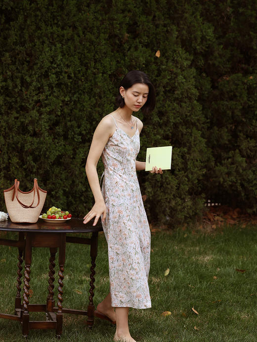 HeyDress法式油画印花吊带连衣裙女夏季复古高腰气质天丝碎花裙子 商品图1