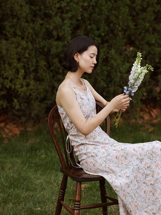 HeyDress法式油画印花吊带连衣裙女夏季复古高腰气质天丝碎花裙子 商品图3