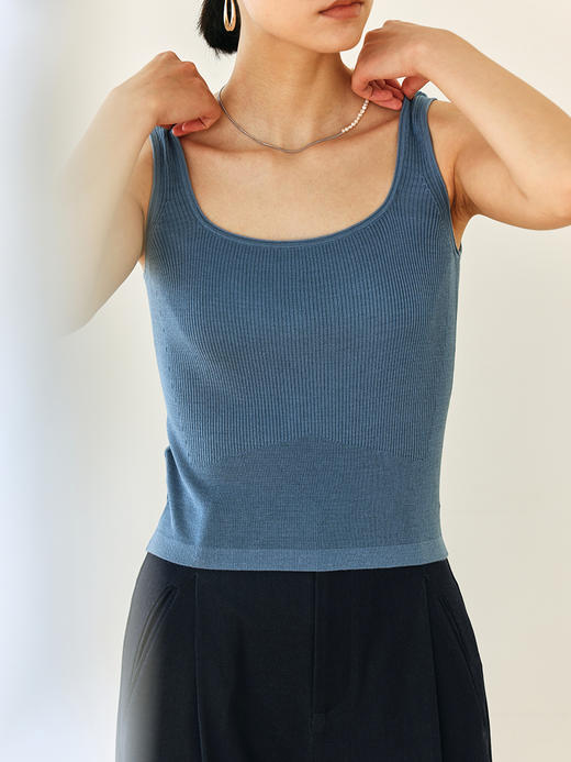 【合作款】HeyDress U领坑条针织背心 商品图0