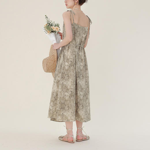 裁缝学苑AS44 法式度假风碎花吊带连衣裙纸样裙子女装打版裁剪板 商品图3