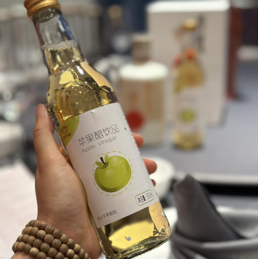 正宗🍎烟台苹果酿造的苹果醋 果汁含量≥50%  果香浓郁，清爽解腻，营养丰富， 商品图8