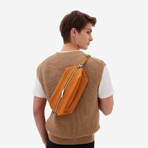 ORIGAMI 中号斜挎包 商品图5