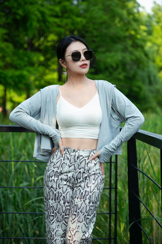 【雾境定制】紫荆蝴蝶 小众古风设计师款 S990足银+淡水珍珠耳环 SEH0454 商品图7