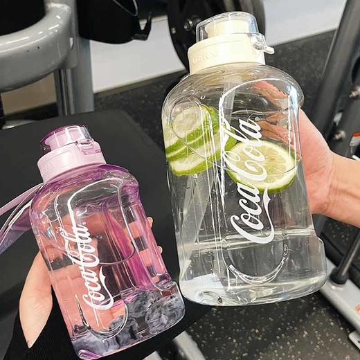 GE-CK23SS-S38系列 可口可乐联名款吨吨运动杯(1.6L) 商品图2