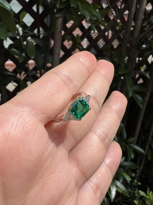 高端定制 哥伦比亚培育祖母绿 方钻塔型戒指 简洁高级明媚  不退换 商品图10
