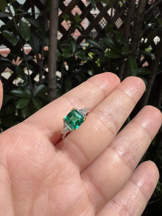 高端定制 哥伦比亚培育祖母绿 方钻塔型戒指 简洁高级明媚  不退换 商品图9