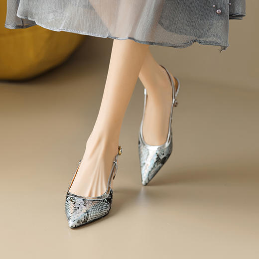 性感优雅，里外全皮尖头猫跟凉鞋QJR-B107-1 商品图7