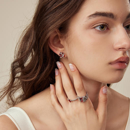 ARSIS 丨 纯真年代系列 编织方糖耳钉 商品图6