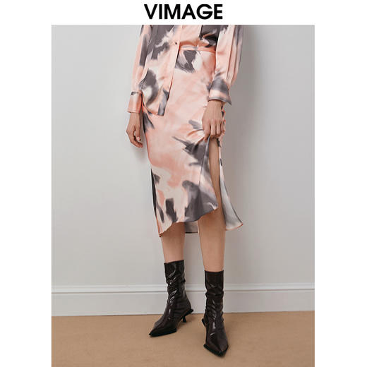 VIMAGE纬漫纪高腰包臀开叉粉色不规则印花高级感半身裙秋新款V2006601 商品图2