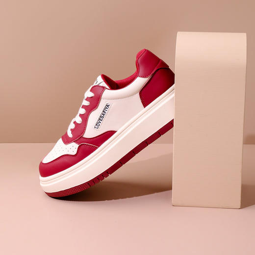 Safiya/索菲娅2023秋季新品新潮街头拼色厚底运动百搭休闲板鞋 SF33112067 商品图3