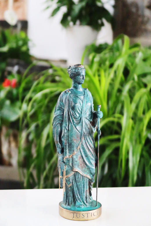 正义之美正义女神铜像  法律出版社 商品图1