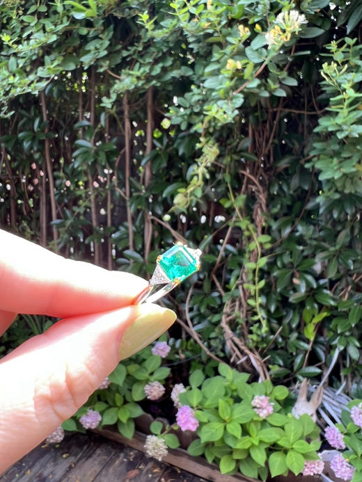 高端定制 哥伦比亚培育祖母绿 方钻塔型戒指 简洁高级明媚  不退换 商品图5