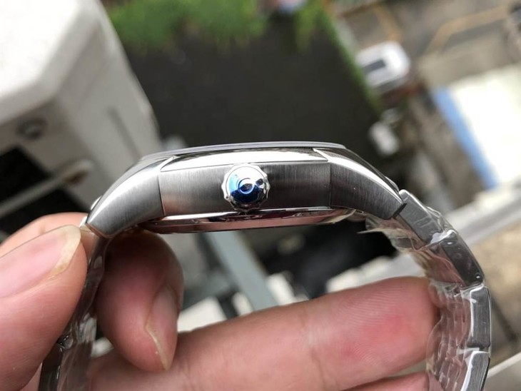 VS厂欧米茄蝶飞431.10.41.21.02.001-一款儒雅风范的腕表