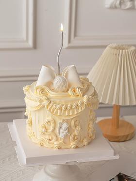 翅膀天使·翻糖蝴蝶结️复古裱花蛋糕