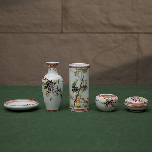 近代 浅绛彩花鸟纹文具成套 商品图0