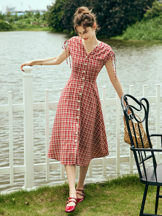 OLrain欧芮儿法式红色格子连衣裙女夏季2023新款收腰复古A字伞裙 商品图3