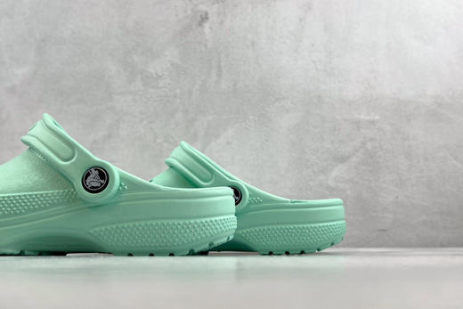 618特价168包邮🉐️送配饰
原装 Crocs Classic Clog 卡洛驰 商品图7