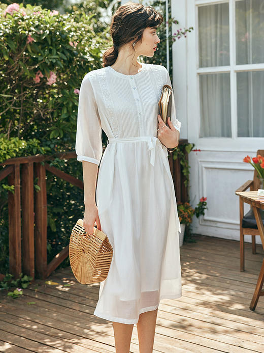 OLrain欧芮儿法式白色衬衫连衣裙女春季2023新款收腰气质刺绣裙子 商品图2