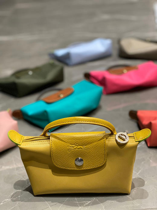 代购级别迷你珑骧秒杀 ‼️
原价💰228 现在半价🉐️118包邮 ‼️ 商品图7