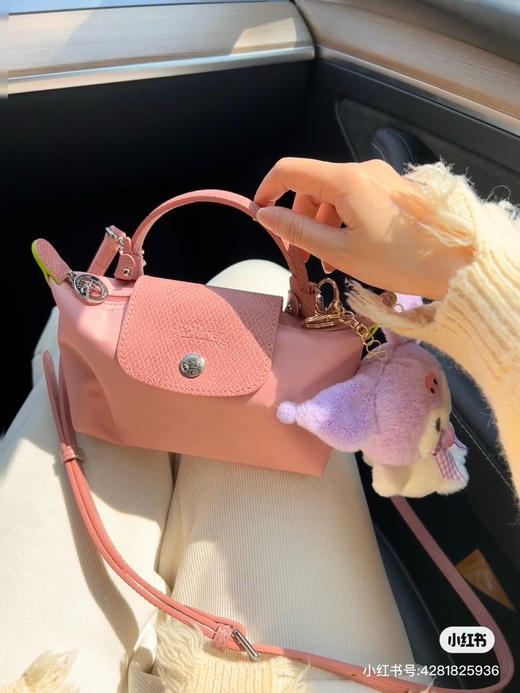 代购级别迷你珑骧秒杀 ‼️
原价💰228 现在半价🉐️118包邮 ‼️ 商品图5