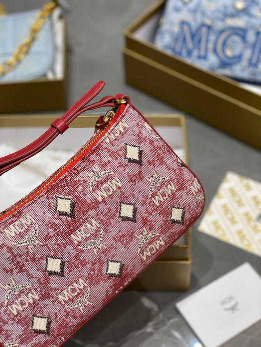 Mc腋下包 顶级原单配包装 特价🉐️ 商品图4