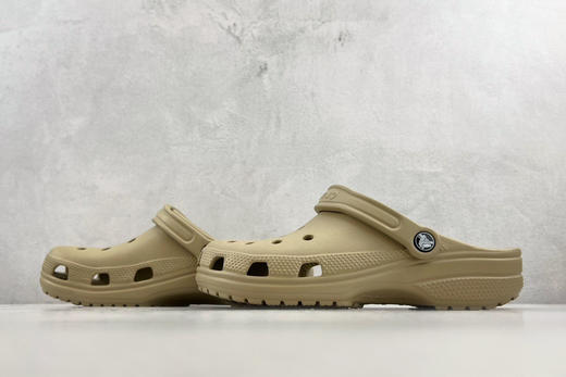 618特价168包邮🉐️送配饰
原装 Crocs Classic Clog 卡洛驰 商品图4
