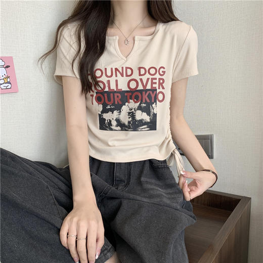 【微胖上衣女夏 韩系设计感修身显瘦遮肚短款上衣】修身显瘦、遮肚短款，再搭配上抽绳短袖，勾勒出女性曲线，要让自己更美丽动人。ry 商品图5