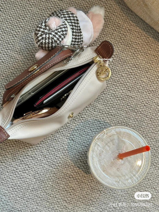 代购级别迷你珑骧秒杀 ‼️
原价💰228 现在半价🉐️118包邮 ‼️ 商品图5