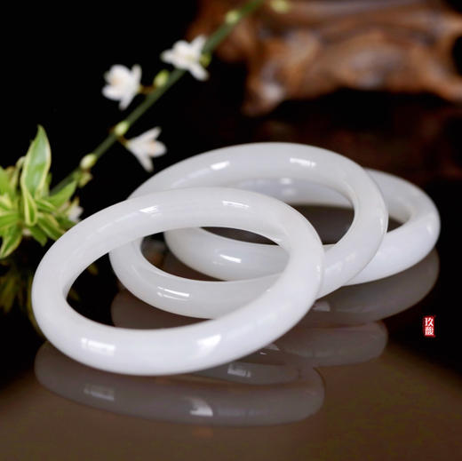 和田玉（白玉）细条手镯--平安镯（圈口请备注留言） 商品图2
