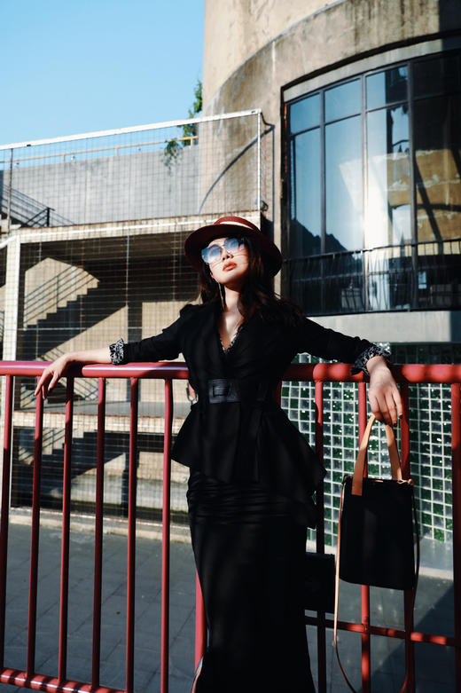 “刚柔并济”不规则西装外套单西 颈袖添香-20144144 商品图1