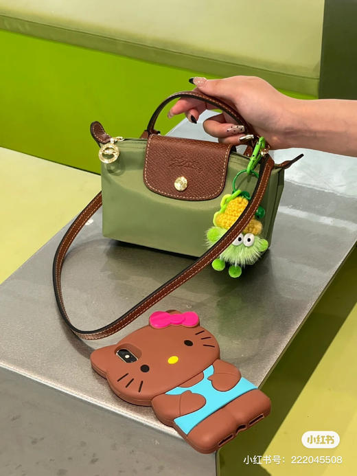 代购级别迷你珑骧秒杀 ‼️
原价💰228 现在半价🉐️118包邮 ‼️ 商品图3