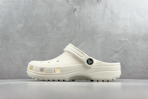 618特价168包邮🉐️送配饰
原装 Crocs Classic Clog 卡洛驰 商品图0