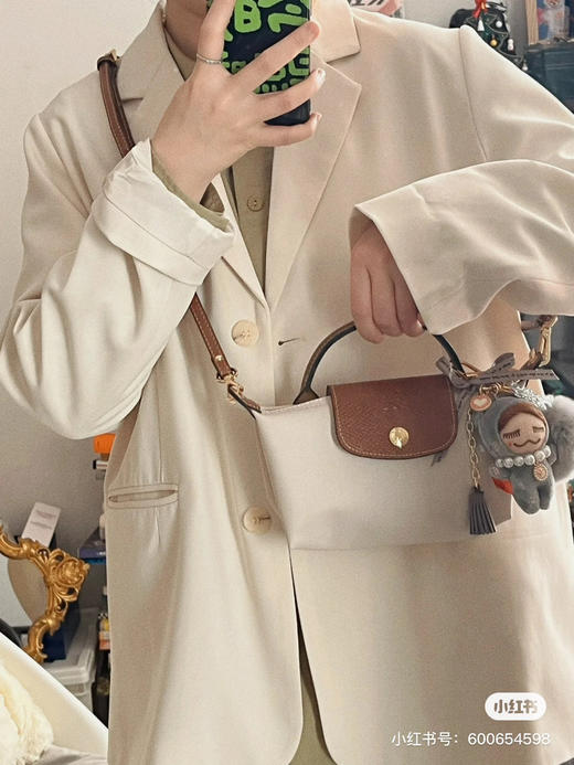 代购级别迷你珑骧秒杀 ‼️
原价💰228 现在半价🉐️118包邮 ‼️ 商品图7