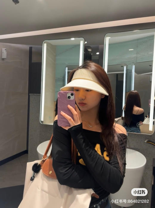 纸张白大号，代购级别珑骧秒杀 ‼️
原价💰299 现在半价198包邮 ‼️ 商品图4