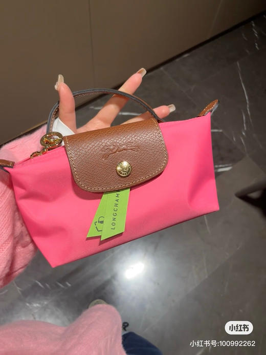 代购级别迷你珑骧秒杀 ‼️
原价💰228 现在半价🉐️118包邮 ‼️ 商品图8