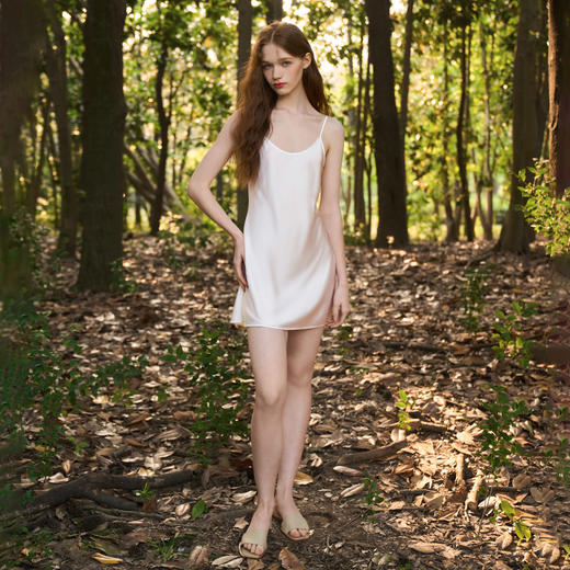 Solo seta22姆米玻尿酸真丝吊带裙女桑蚕丝家居服丝绸睡裙秋冬 商品图3