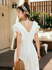 OLrain欧芮儿法式白色V领连衣裙女夏季2023新款收腰刺绣镂空A字裙 商品缩略图2
