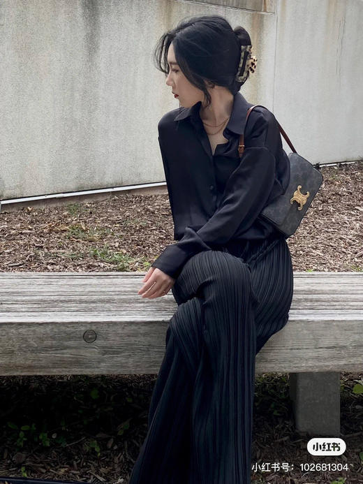 🉐️299包邮
定制版凯旋门腋下包 商品图4