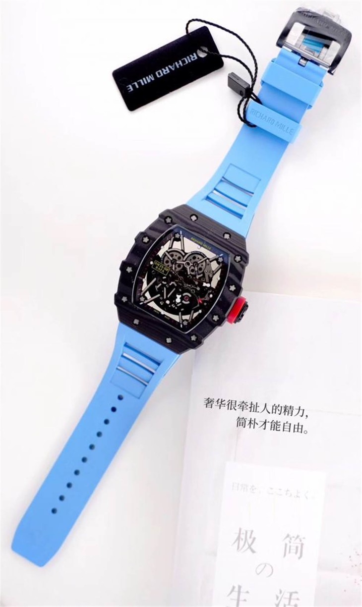 kv厂理查德米尔RM035碳纤维系列表款-最“豪”的奢侈腕表