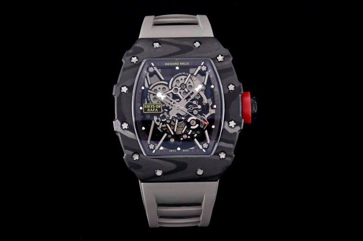 kv厂理查德米尔RM035碳纤维系列表款-最“豪”的奢侈腕表