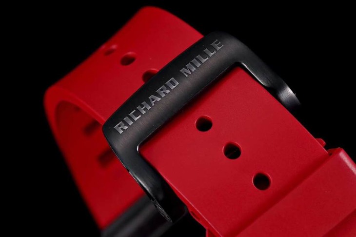 kv厂理查德米尔RM035碳纤维系列表款-最“豪”的奢侈腕表