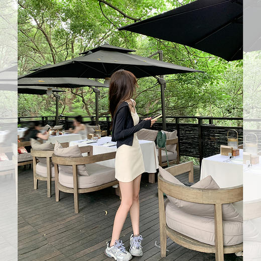 <曾小咸推荐>巨折清仓秒杀，稀有现货24小时发【仅限今日】黑色防晒外套/后背镂空短裙 商品图4