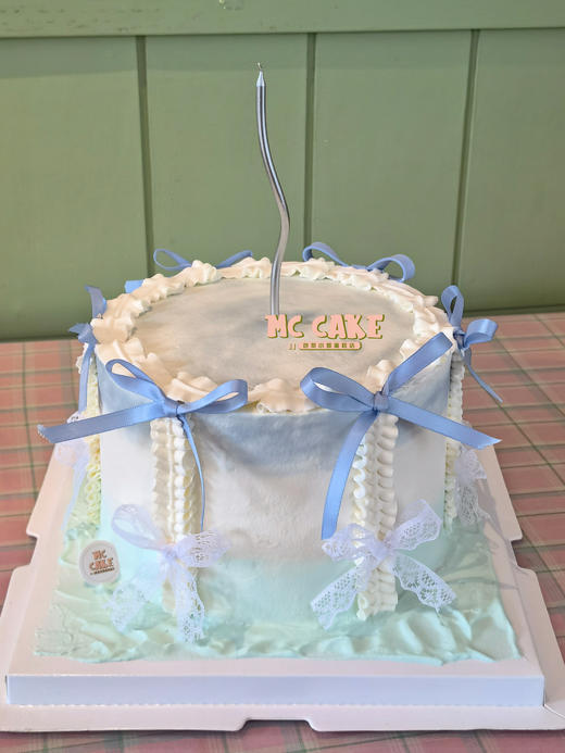 洛丽塔 蕾丝蝴蝶结丝带蛋糕（蓝绿色） 商品图0