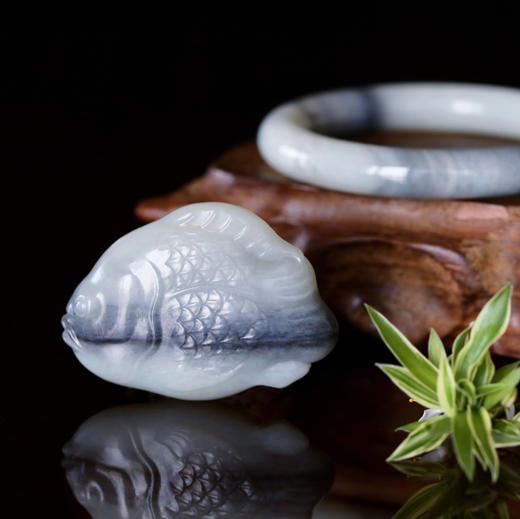 和田玉（青花）挂件--发财鱼52.38g 商品图4