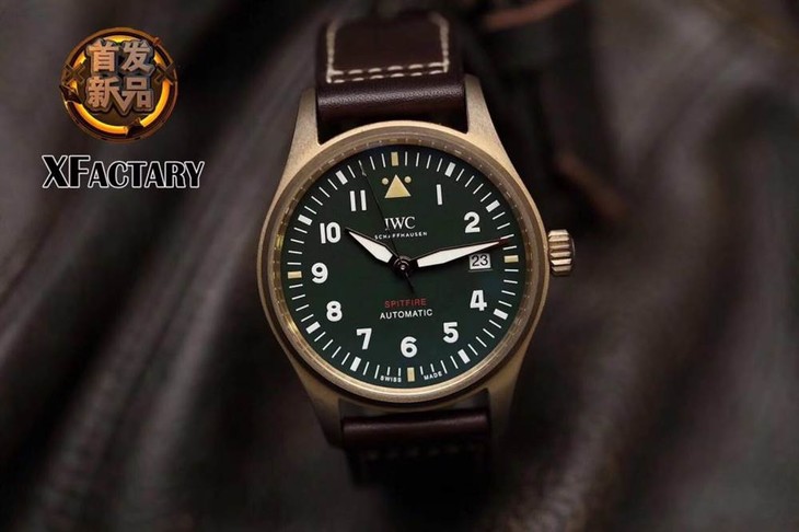 XF厂万国青铜喷火战机详解「XF万国飞行员IW326802」