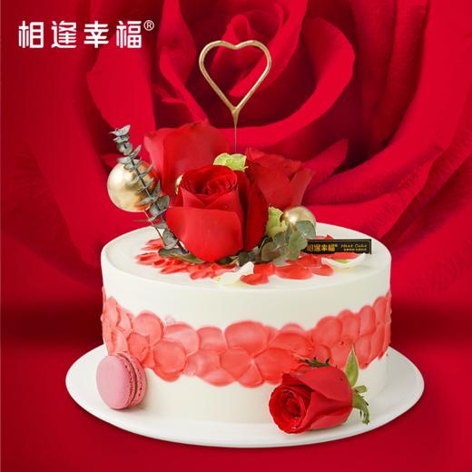 【花晨月夕蛋糕】红艳外表的加持下，散发着独特玫瑰花香，马卡龙浸润的浪漫谁有不爱呢，点燃专属蜡烛绽放美丽瞬间~（可选1/2/3磅） 商品图0